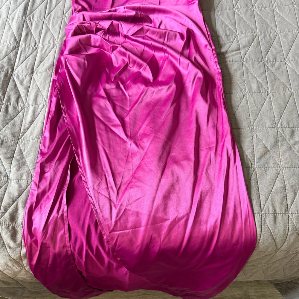 Double Crazy Fuchsia One Shoulder Split Thigh Sat… - image 8